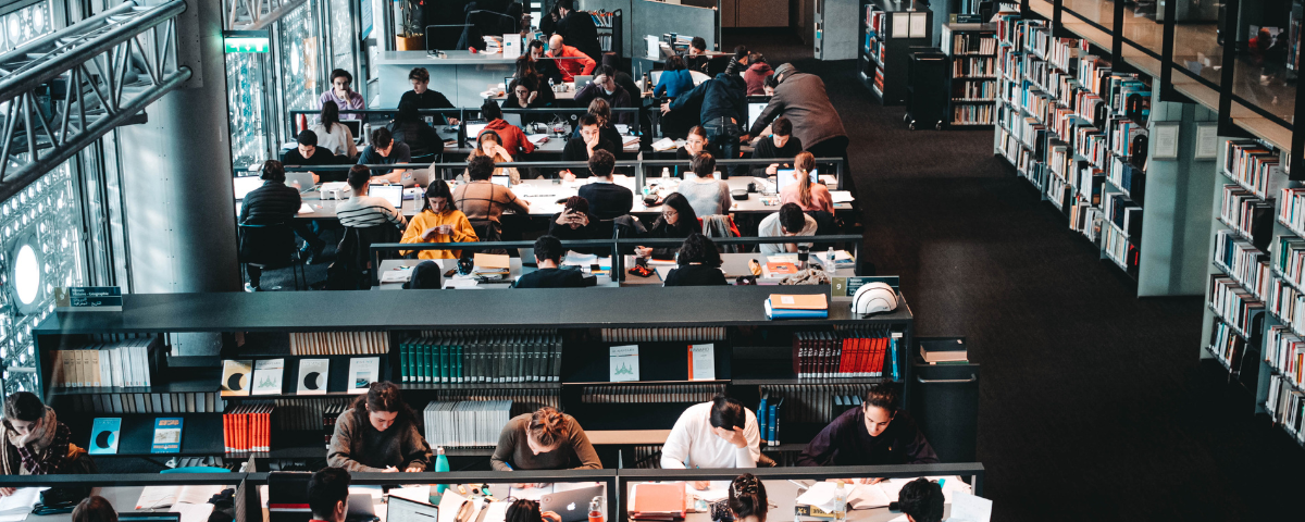 Achieving Top Marks in EPQ: Guide to Choosing, Researching, and Presenting